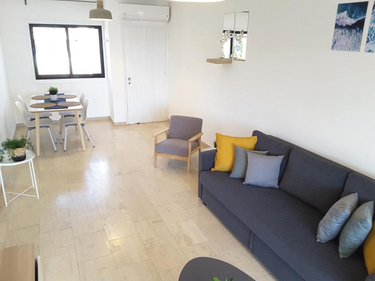 Blue Coast Semeli By The Sea Apartment Paphos Exterior photo