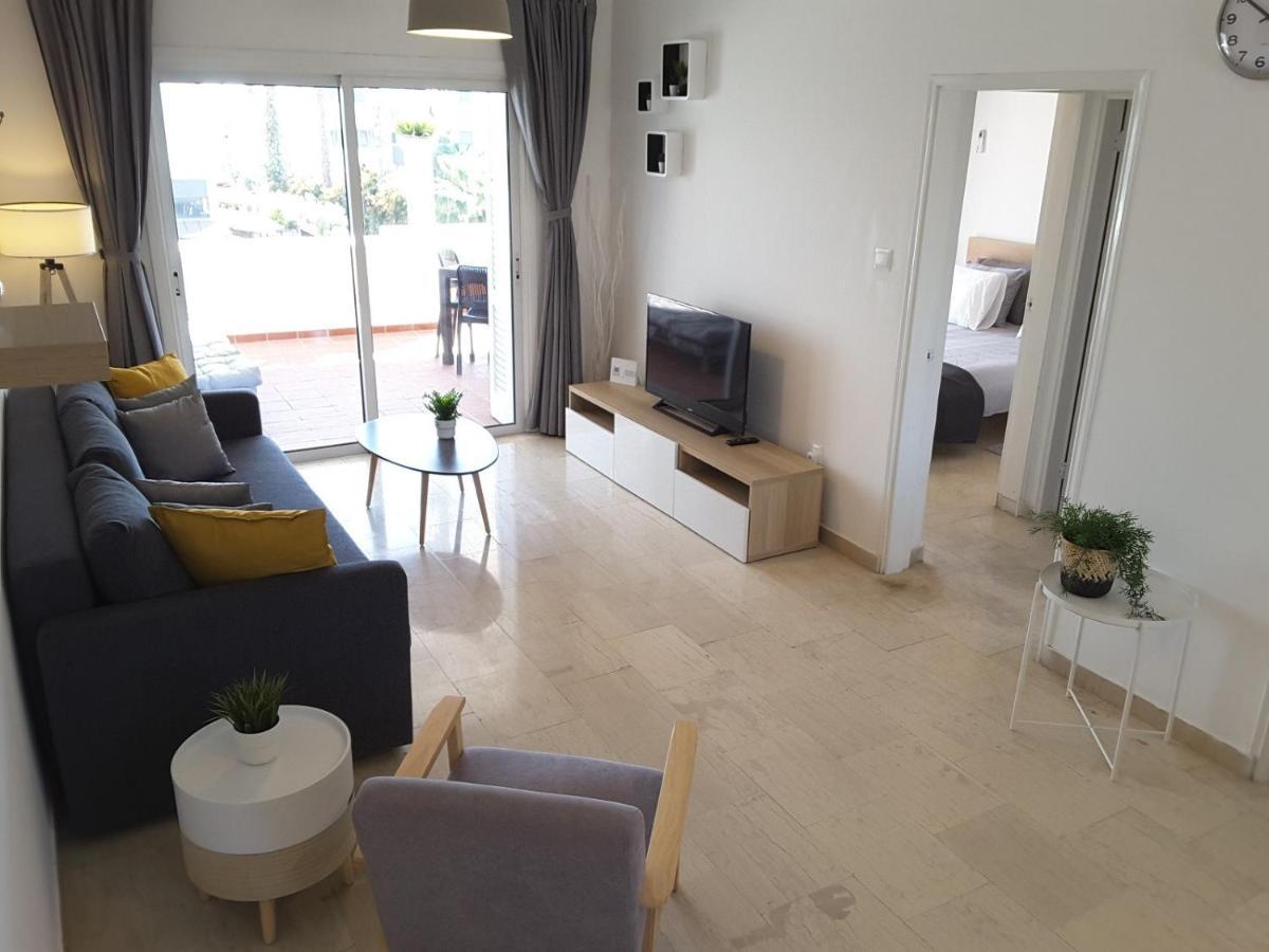 Blue Coast Semeli By The Sea Apartment Paphos Exterior photo